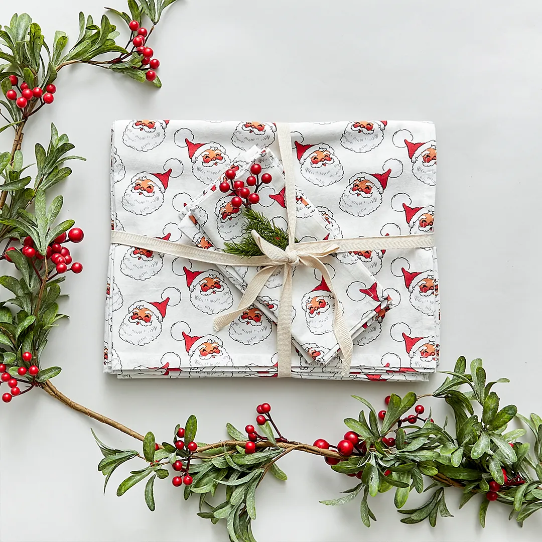 4-Pack Napkin Set-Antique Santas