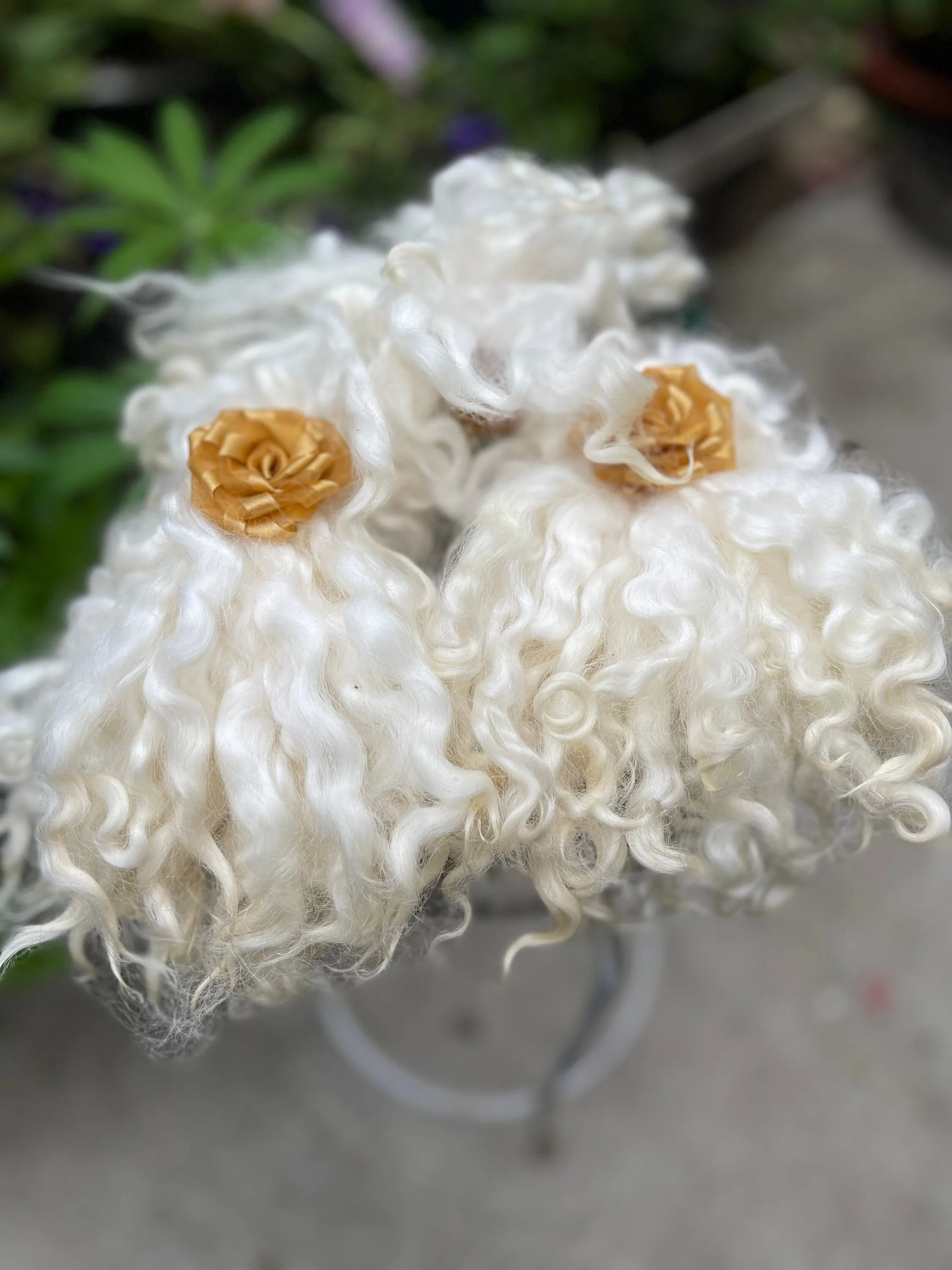 Christmas gift, Natural locks, Wool fleece for felting, Spinning, Needle felting, Waldorf hair, Minifee monster, Doll making, Craft supply