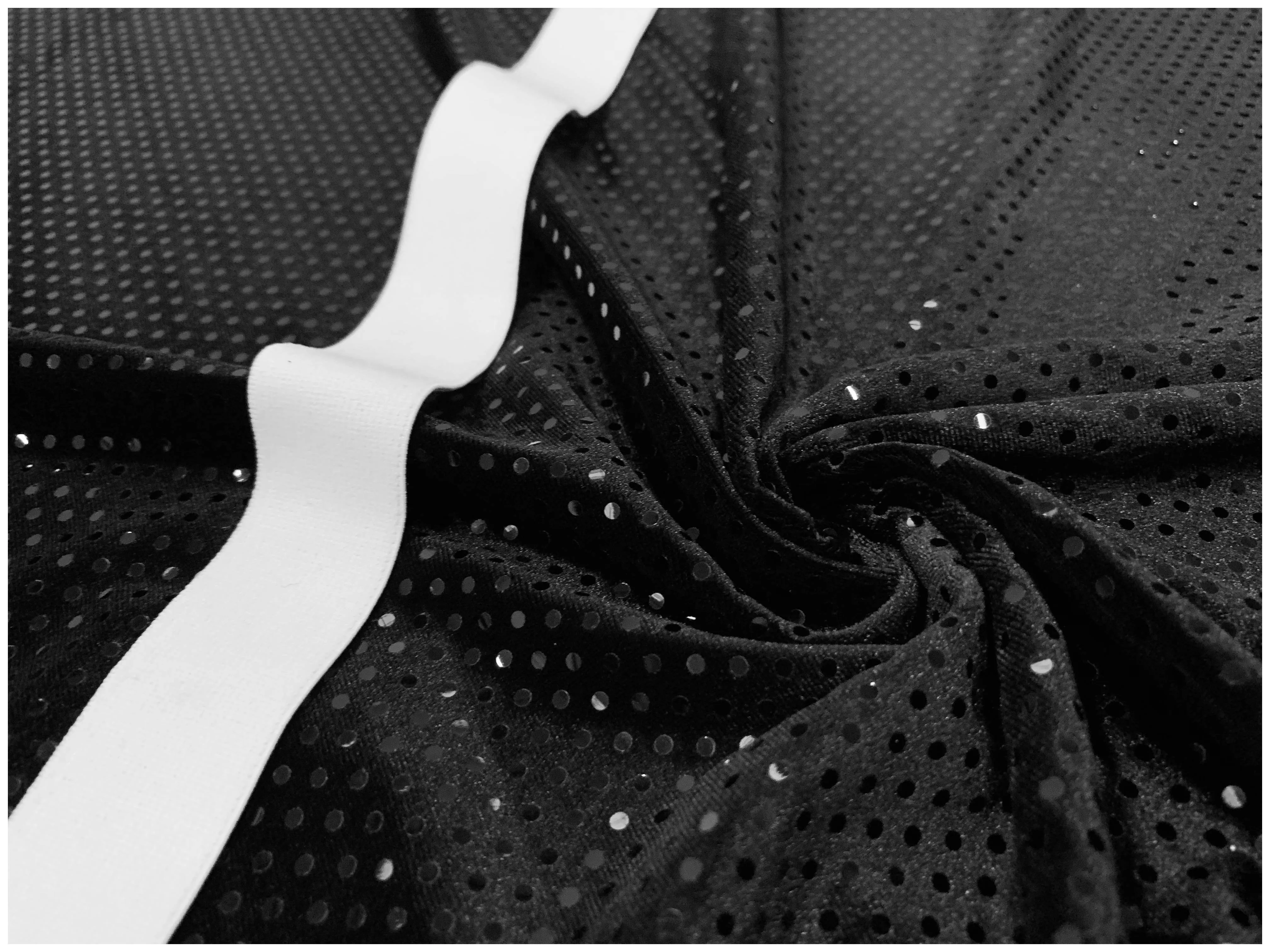 Ciniglia Glitter Rotondo Nero