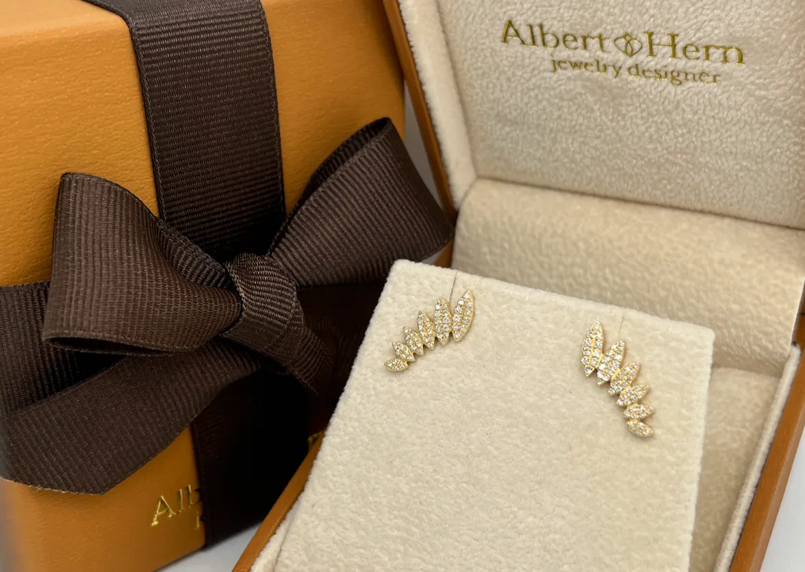 Earrings Wings 14kt Gold & Diamonds