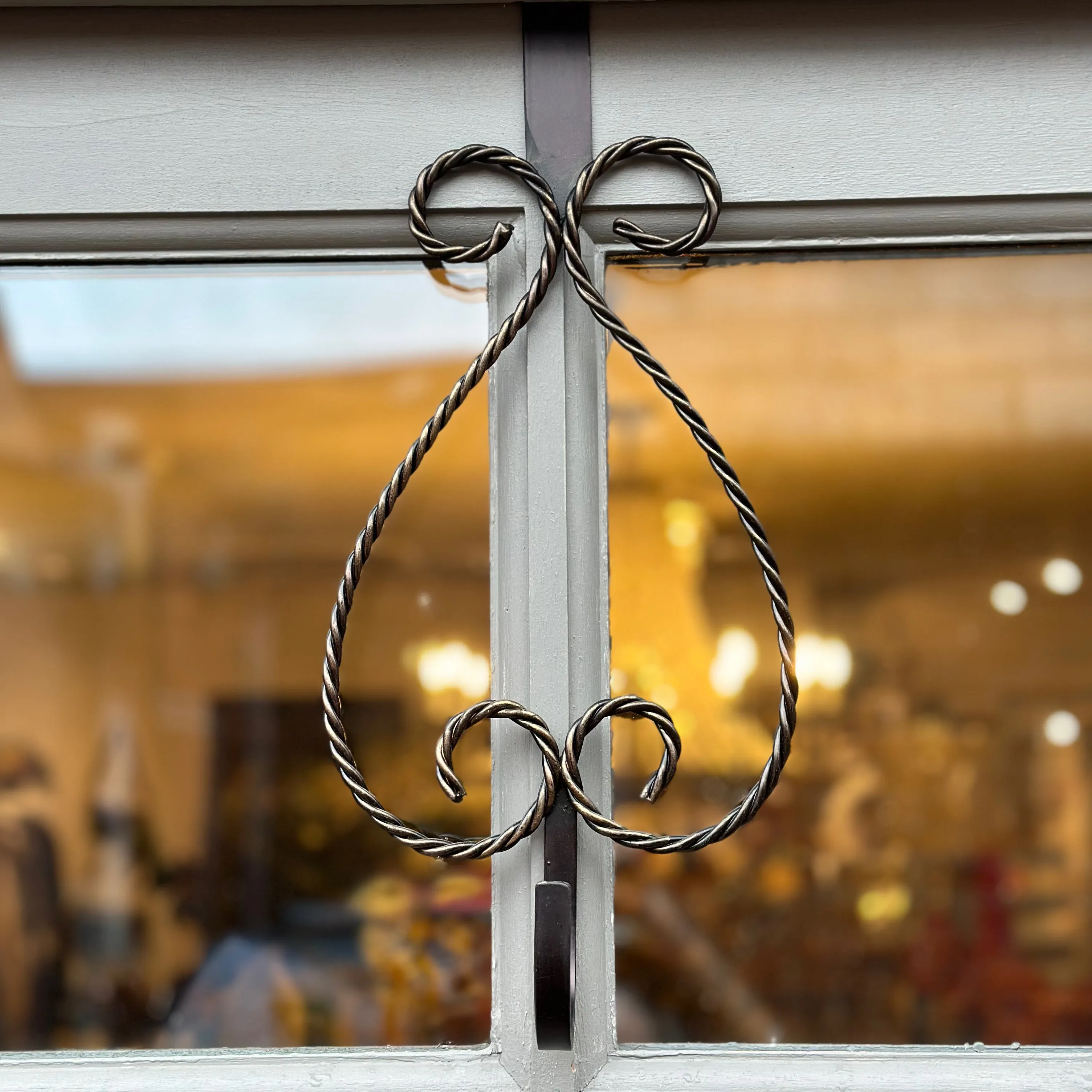 Florence Wreath Holder