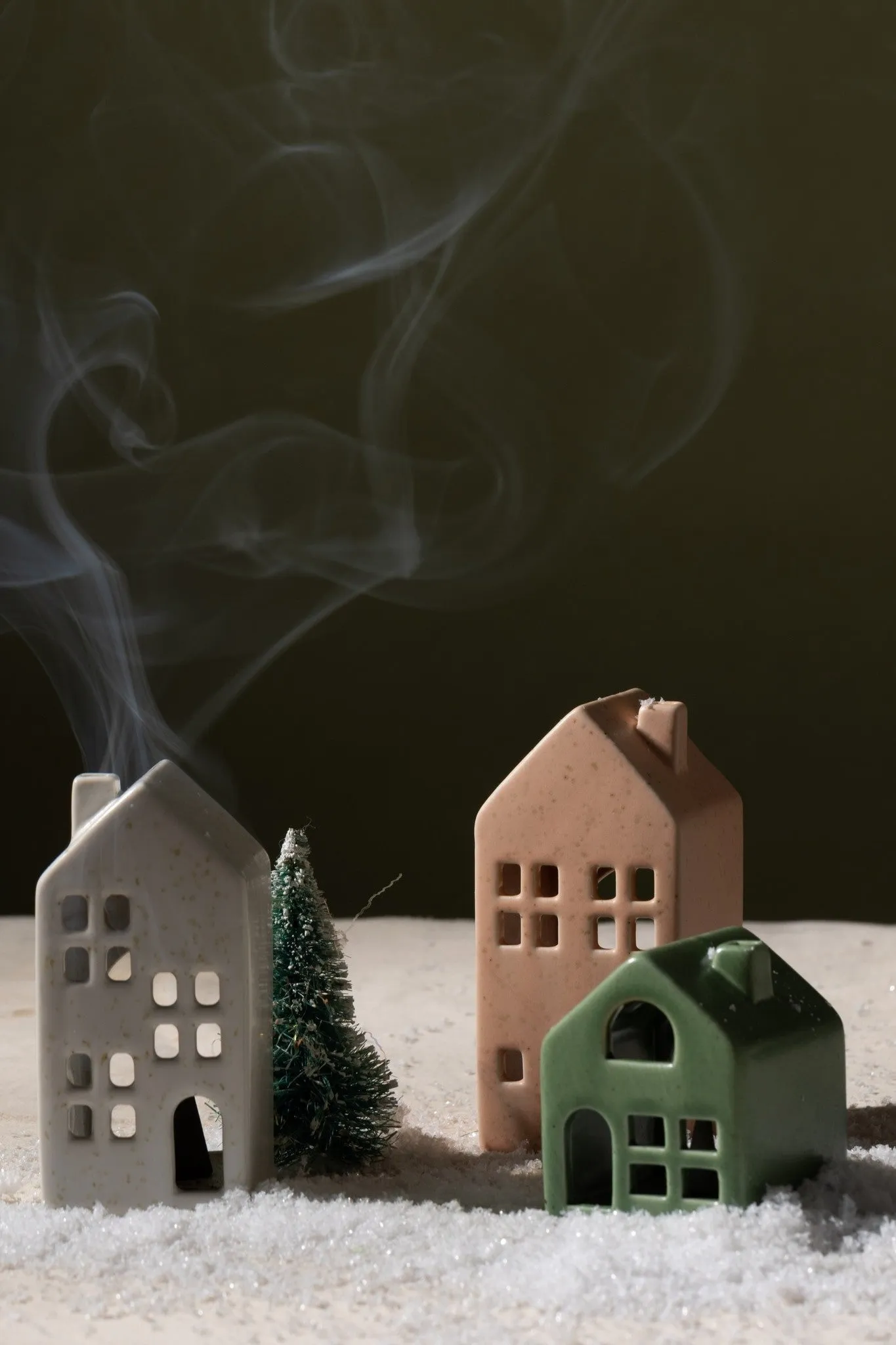 Incense Cone Holder - White House ( Includes Incense Cones )