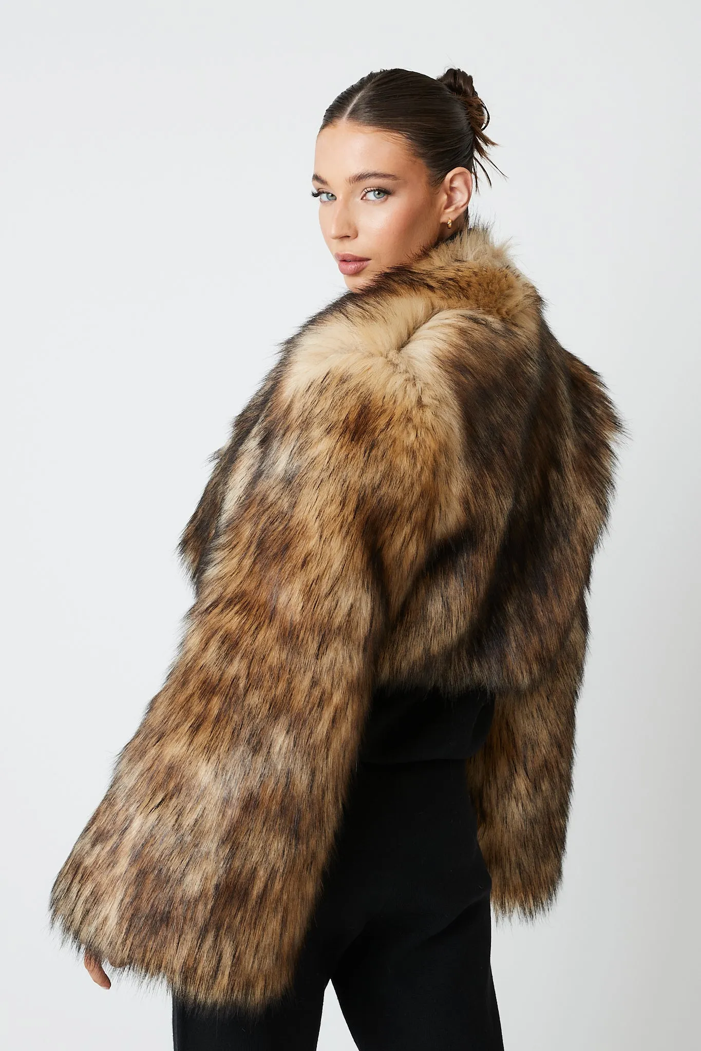 Lea Premium Faux Fur Coat