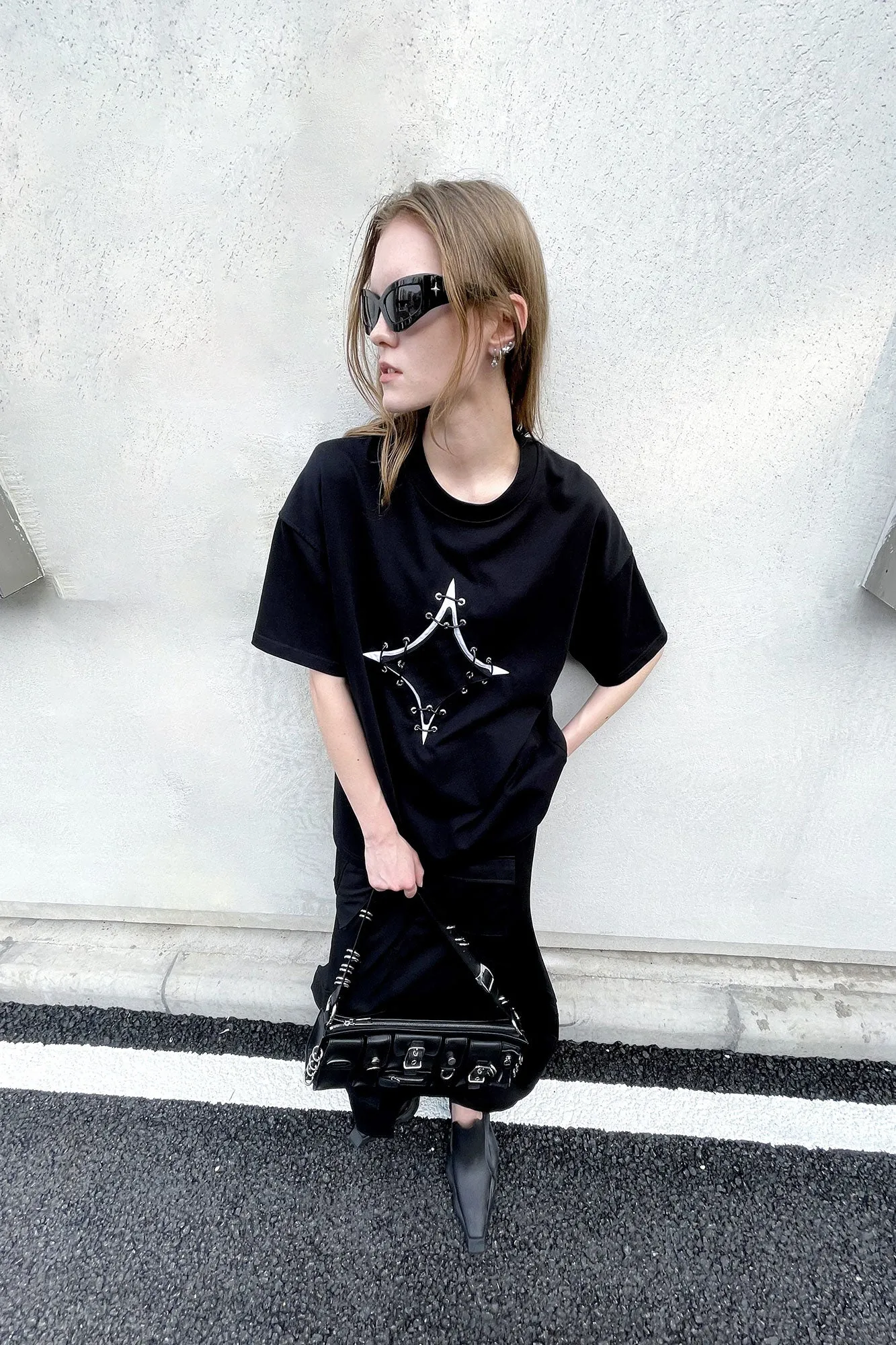 Meteor deconstruction contrasting color T-shirt
