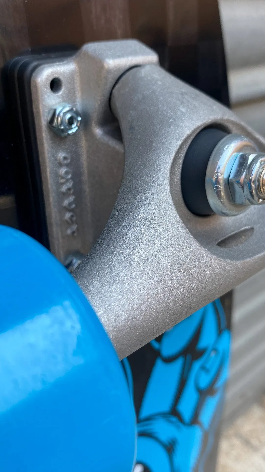 Santa Cruz Carver Screaming Hand Check 9.80 Surf Skate - Completo