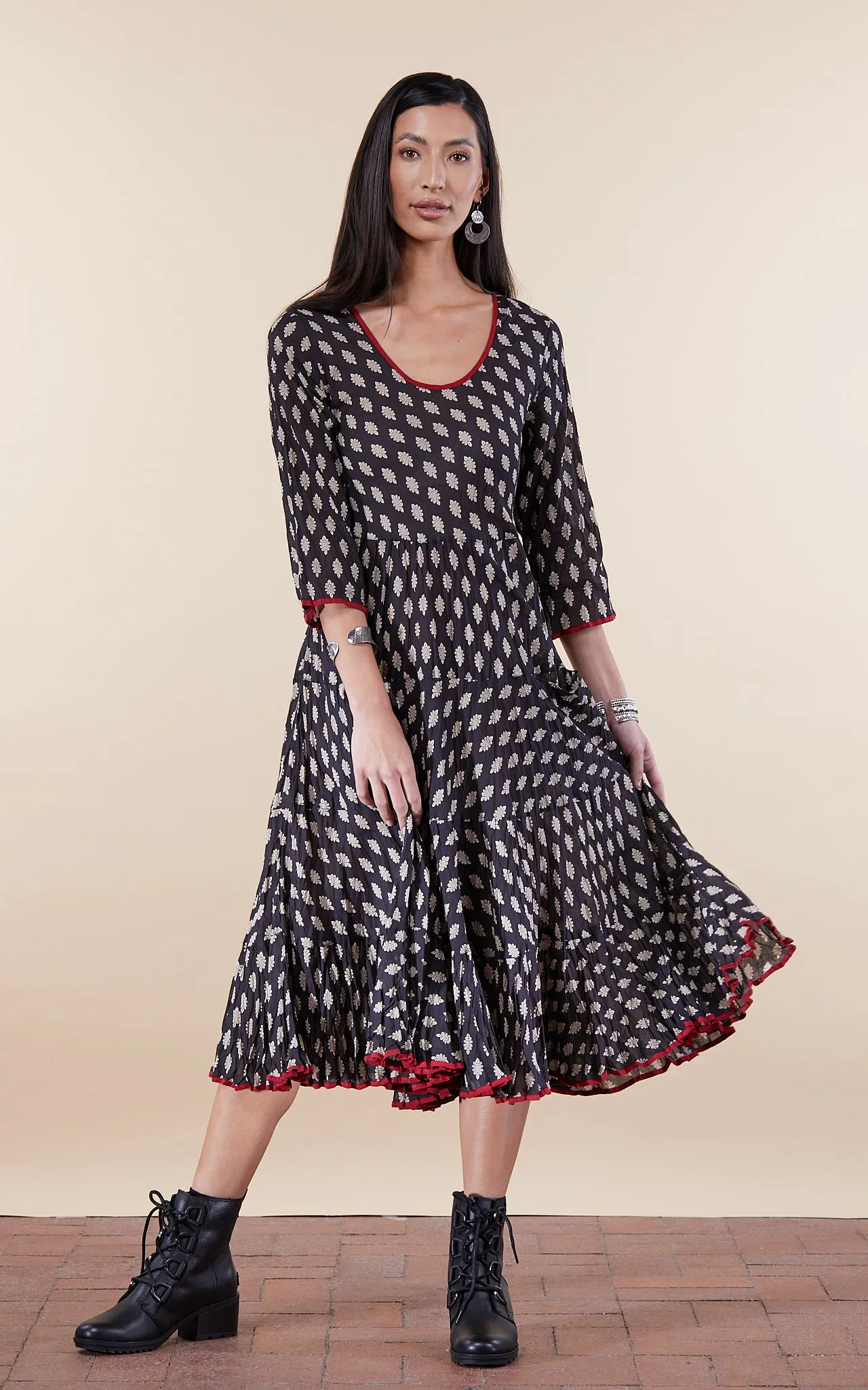 Santa Fe Dress, Long, 3/4 Sleeve, Black Bagru